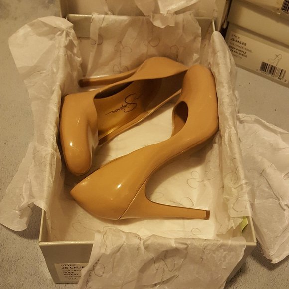 Jessica Simpson Calie Women's Size 7 Beige/Nude Stiletto Pumps - Picture 1 of 2